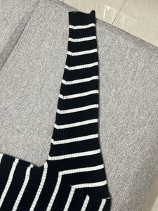Striped Knit full sleeves Top