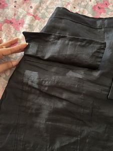 Chic Black Mini Skirt