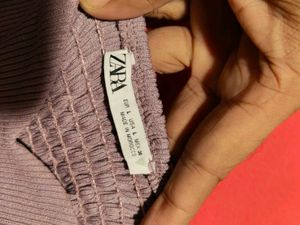 ZARA Ribbed Seamless Crop Top – Gray – Size L