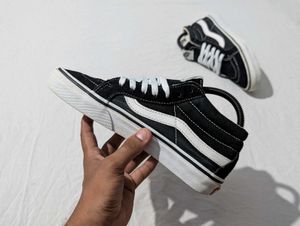 Vans Sk8-Hi Black White Sneakers