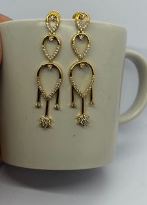 Exquisite Gold Necklace and Earring Set