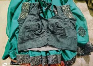 Elegant Teal Saree with Blouse