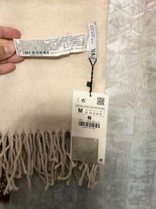 Zara wool blend Soft off-white Scarf with Fringe