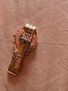 Stylish Rose Gold Smartwatch with Box