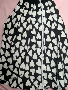 Black Heart Print Midi Skirt