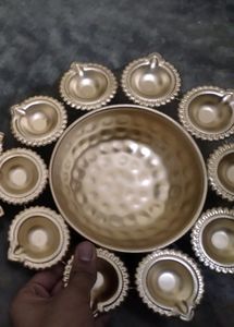 Diya Urli Pack In Gold Finish