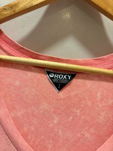 Coral Ombre V-Neck T-Shirt