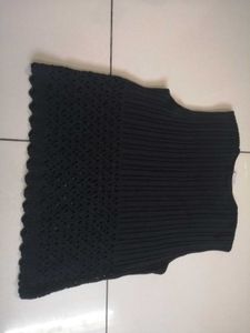 Chic Black Knit Tank Top with Crochet Detail