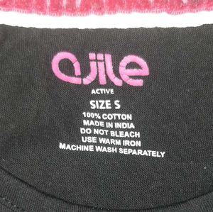 💙 Qjile Black SUPERSTAR Graphic Tee — Y2K