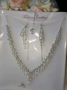 Sparkling Rhinestone Jewellery Set