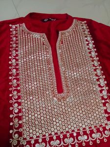 Embroidery tops and tunics