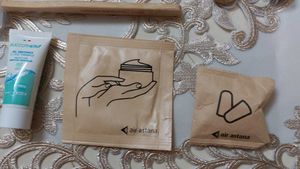 Tumi pouch andTravel Amenity Kit