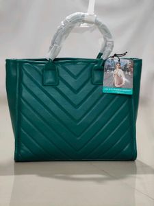 Stylish Teal Quilted Handbag