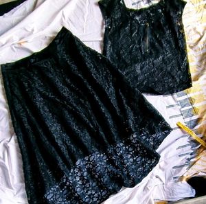 Elegant Black Lace skirt and top 👍