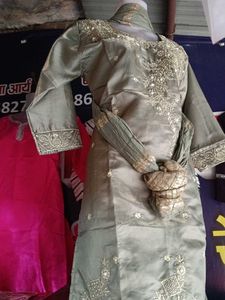 Elegant Embroidered Kurta Set