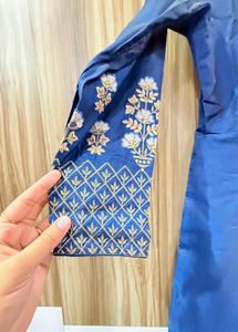 Elegant Blue Embroidered Kurta