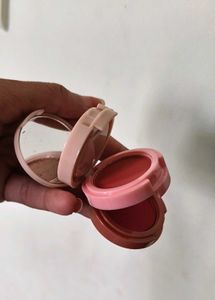 Huda Girl Blusher &amp; Highlighter