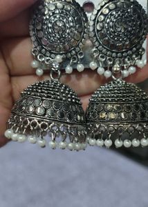 3 earrings or 1 ring