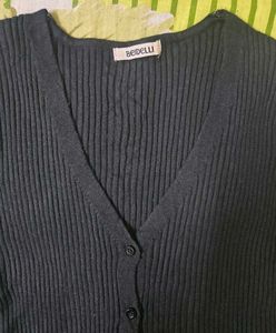 Ribbed V-Neck Cardigan