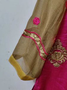 Embroidered Pink Kurta