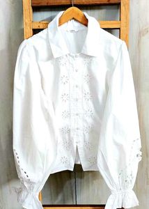 Chic White Embroidered Button-Up Blouse-38-40