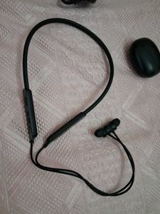 Wireless Bluetooth Headphones - Black