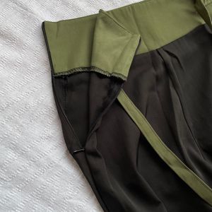Highwaisted Bell Bottom / Baggy Fit Black Pants