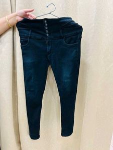 Dark Wash High-Waisted Jeans