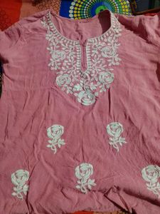 women sort kurti