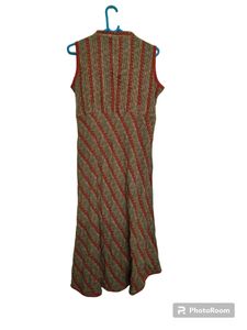 Diya Sleeveless Gown