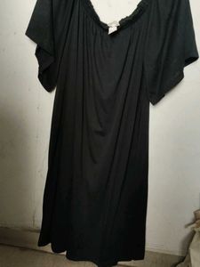 h n m Black Off-Shoulder Dress