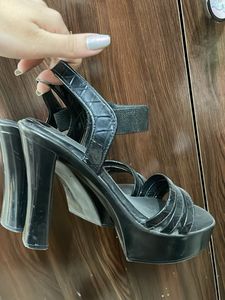 Black Platform Chunky Heel Sandals