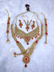 Beautiful Bridal Dulhan Jewellery Set