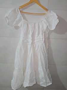 Chic White Off-Shoulder Mini Dress