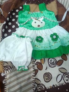 Adorable Baby Girls Dress with Bloomers