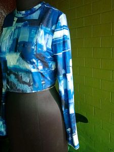 Shein Blue Abstract Print Crop Top