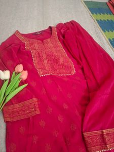 Vibrant Pink Embroidered Kurta