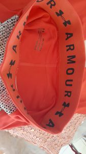 Under Armour compression technology 3/4 gym pants