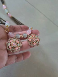 Exquisite Beaded Necklace with Pendant  new