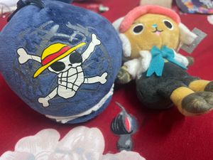 One piece plush charm set