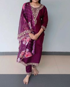 Beutiful Purple Kurta Set 💗