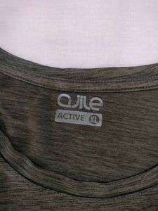 Activewear T-Shirt "STRONGER"