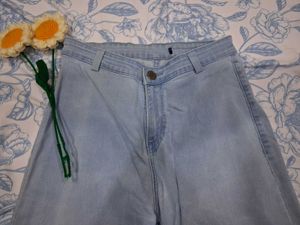 Light Wash Wide Leg Denim Jeans