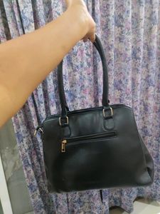 Classy Branded handbag