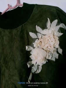 Floral Applique Pullover