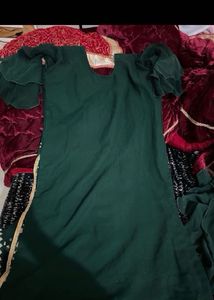 Elegant Emerald Green Kurta Set