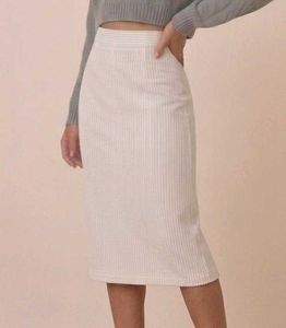 🤍✈️Made In KOREA Ribbed White A-Line Skir
