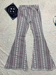 Boot cut jeans