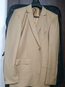 new 👌😻Classic Tan Blazer 42  S only cot