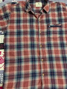 Men's Plaid Button-Up Shirt